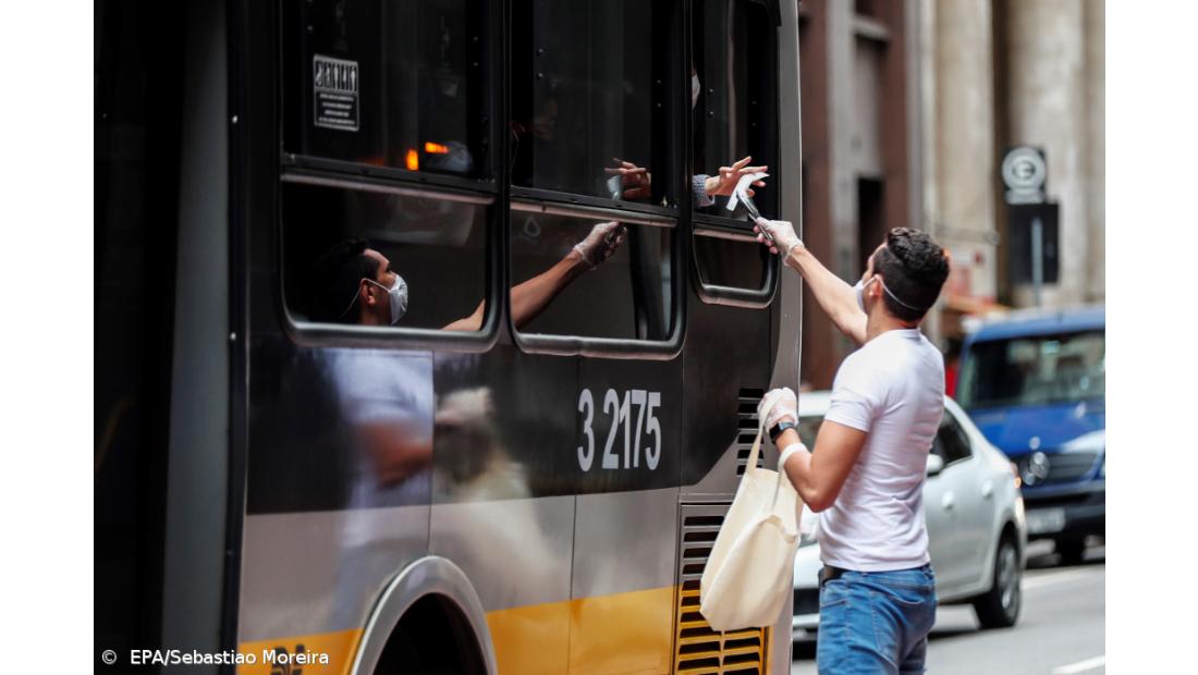 Brasil com 24.605 novos casos e 462 mortes nas últimas 24 horas