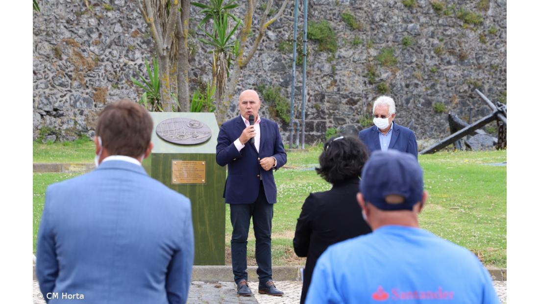 Câmara distingue trabalho de João Carlos Fraga na valorização da Marina da Horta 