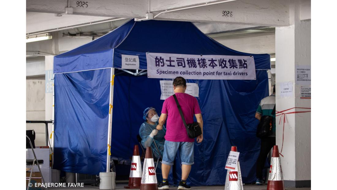Hong Kong vai impor vacina obrigatória em vários espaços