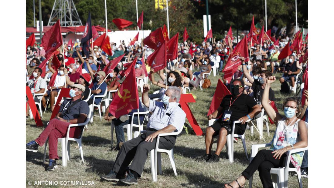 Avante!: Jovens democratas-cristãos pedem fiscalização ao recinto comunista – Imagem 3