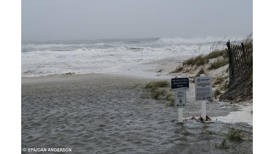 Furacão Larry com ventos de 205 quilómetros ameaça Antilhas e Estados Unidos