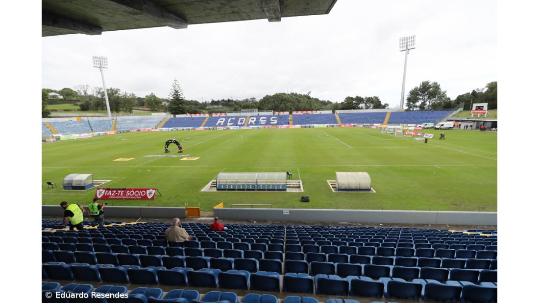 Benfica nos Açores tenta reaproximação ao líder Sporting, FC Porto recebe Moreirense