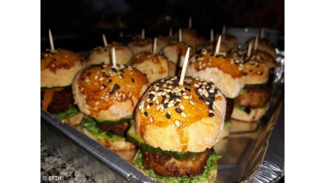 Intercâmbio digital de fazer crescer água na boca