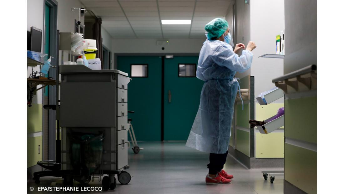 Detetados 16 casos da nova variante em Portugal Continental