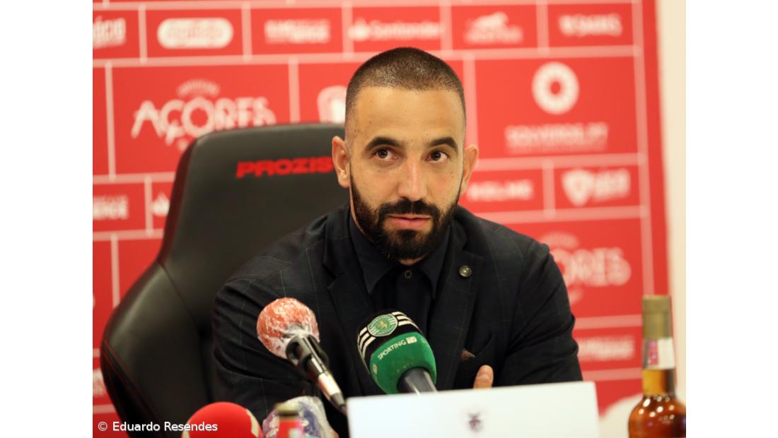 'Pote de ouro' vale mais uma vitória ao Sporting, Díaz 'safa' FC Porto