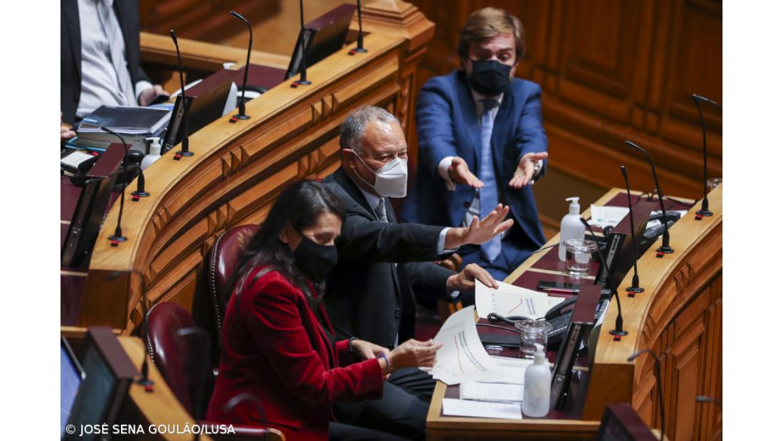 PSD reitera que não participa na revisão constitucional do Chega e apresenta projeto “mais tarde”