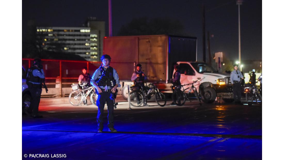 Protestos pela contagem de votos levam apoiantes de Trump e Biden às ruas – Imagem 2