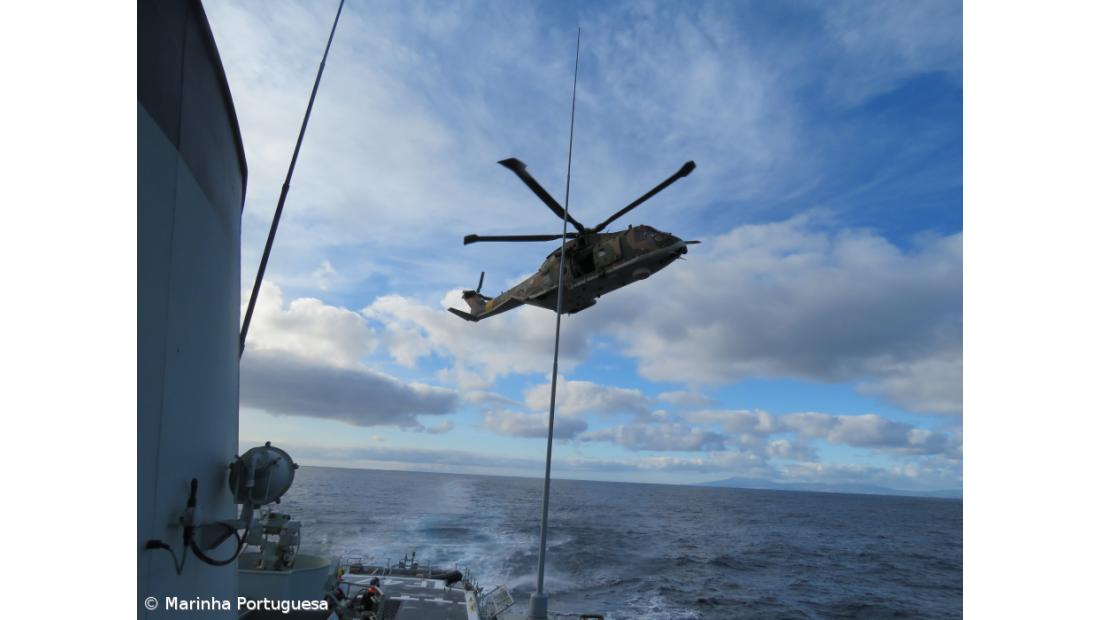 Navio da Marinha realiza treino de resgate no mar dos Açores – Imagem 2