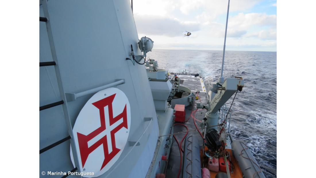 Navio da Marinha realiza treino de resgate no mar dos Açores – Imagem 3
