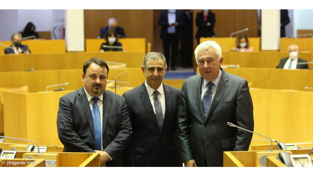 Novo governo toma posse terça-feira