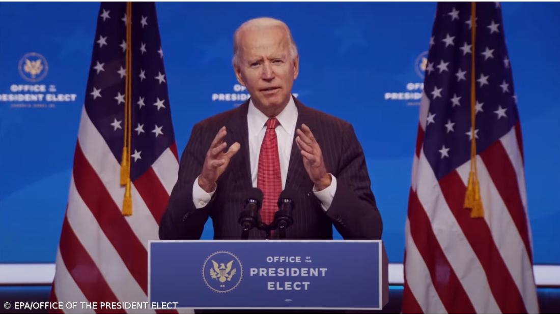 Presidente eleito dos Estados Unidos Joe Biden vacinado em direto