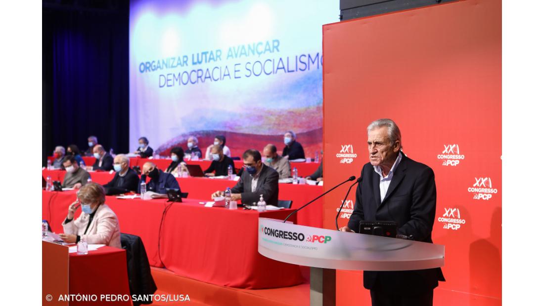 Jerónimo justifica reunião contra o “egoísmo” de ficar em casa