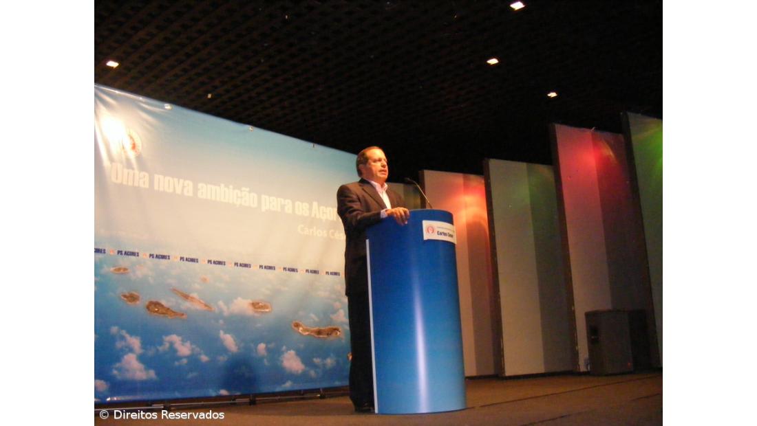 Vitória de Carlos César "é consagração de uma carreira política"