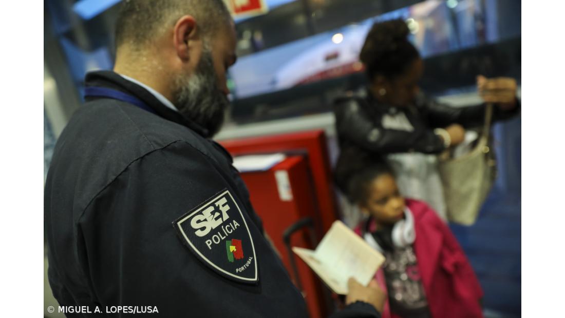 Inspetores e funcionários do SEF marcam greve para sexta-feira