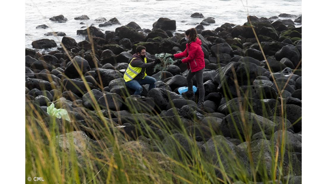 Ação de limpeza na Baía de Santa Cruz – Imagem 2