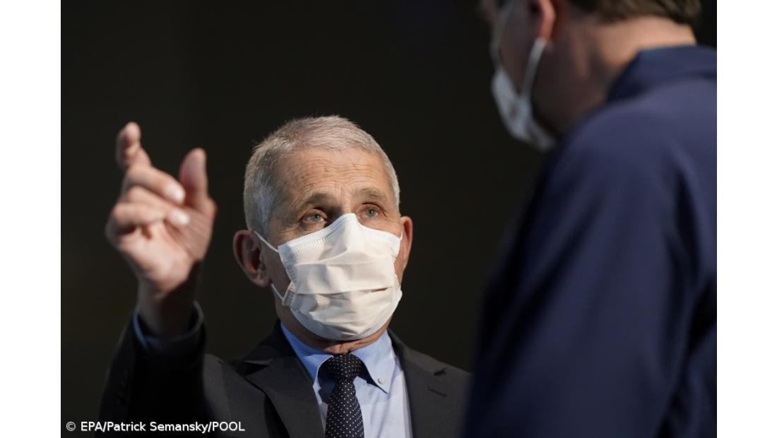 Anthony Fauci prevê que em abril todos possam ser vacinados nos EUA