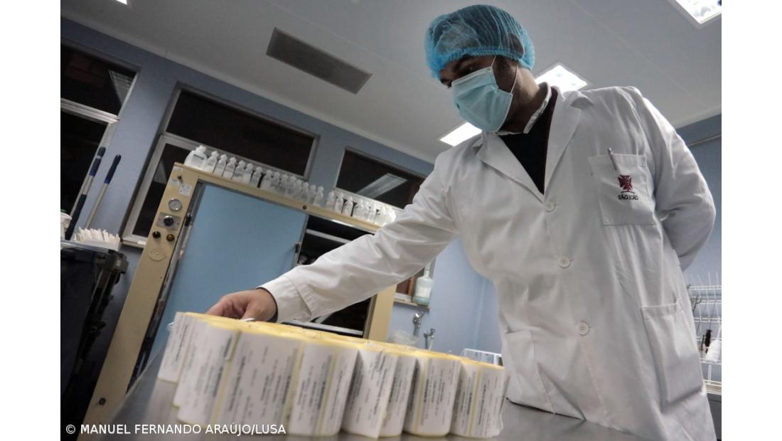 Vacina da Sanofi entra na fase 3 