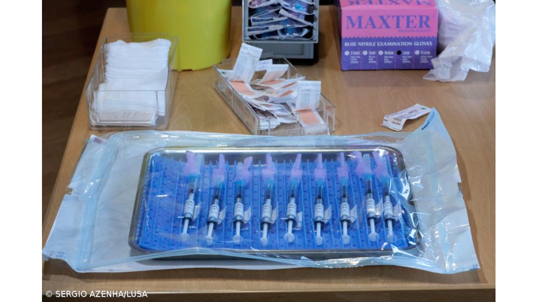 Cerca de 600 vacinas inutilizadas no Tâmega e Sousa por refrigeração "inadequada"