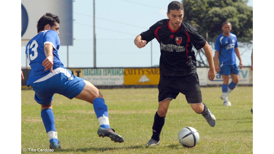 Madalena goleia e isola-se na liderança