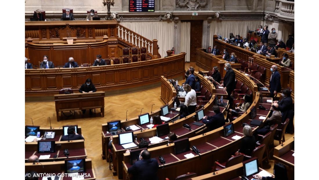 Parlamento prepara renovação do estado de emergência até ao fim de fevereiro