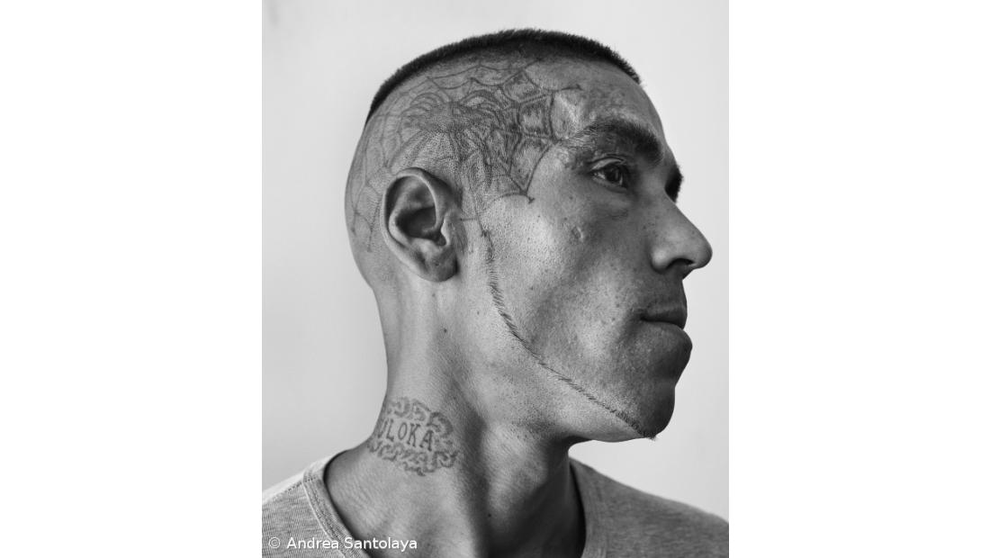 Fotografias de reclusos em festival nas ruas de Tel Aviv – Imagem 2