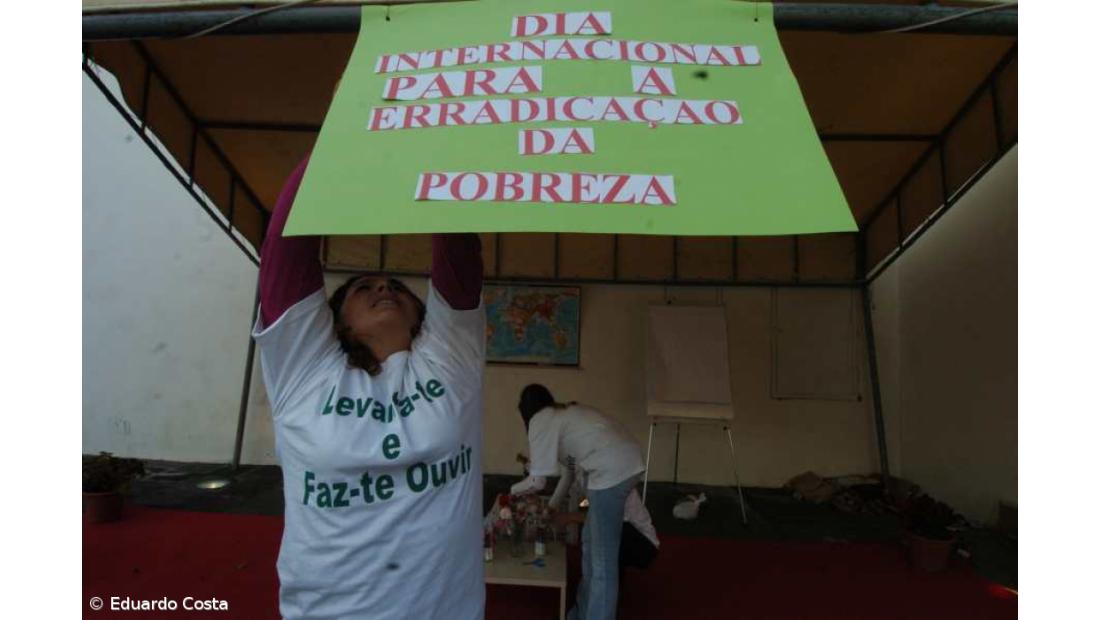 Cruz Vermelha admite que pobreza está a aumentar 