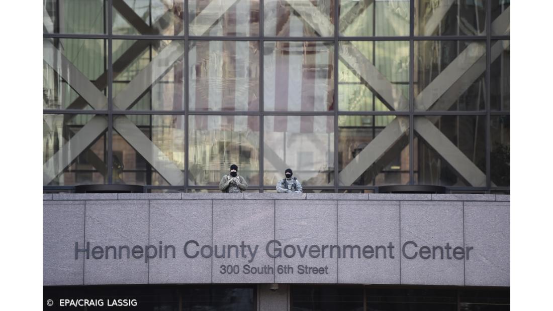 Juiz adia para março de 2022 julgamento dos três ex-agentes acusados de cumplicidade