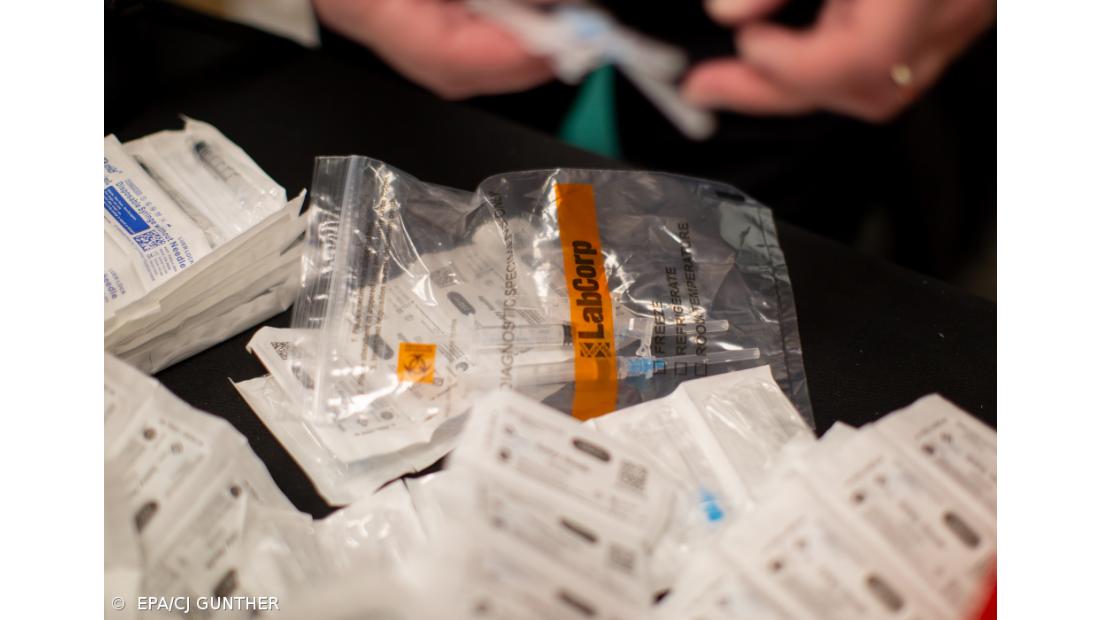 Europa promete 450 milhões de vacinas e 425M€ para acelerar vacinação 