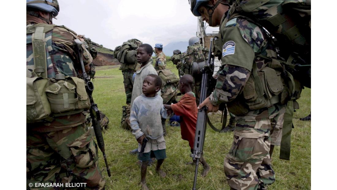 População e Forças Armadas em fuga no Congo