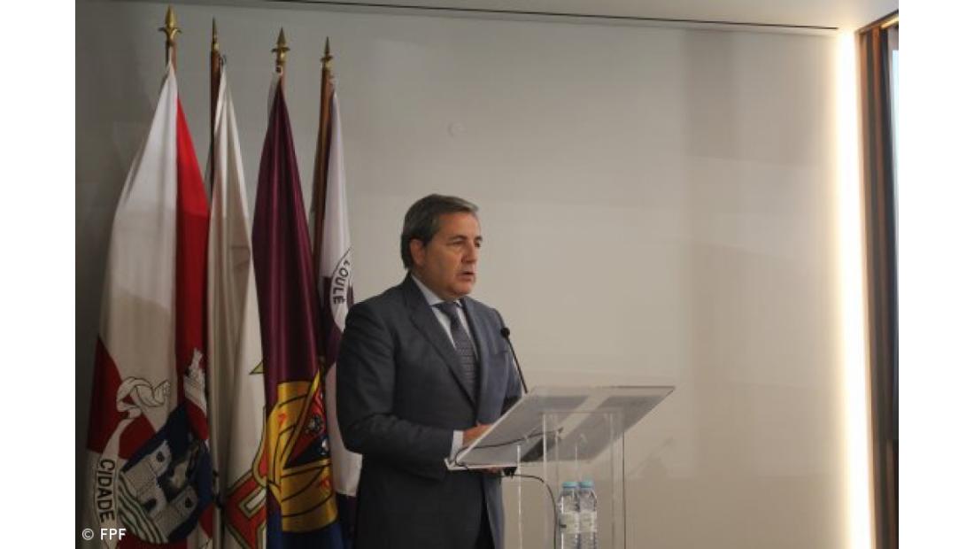 Fernando Gomes saúda regresso muito esperado do público ao desporto