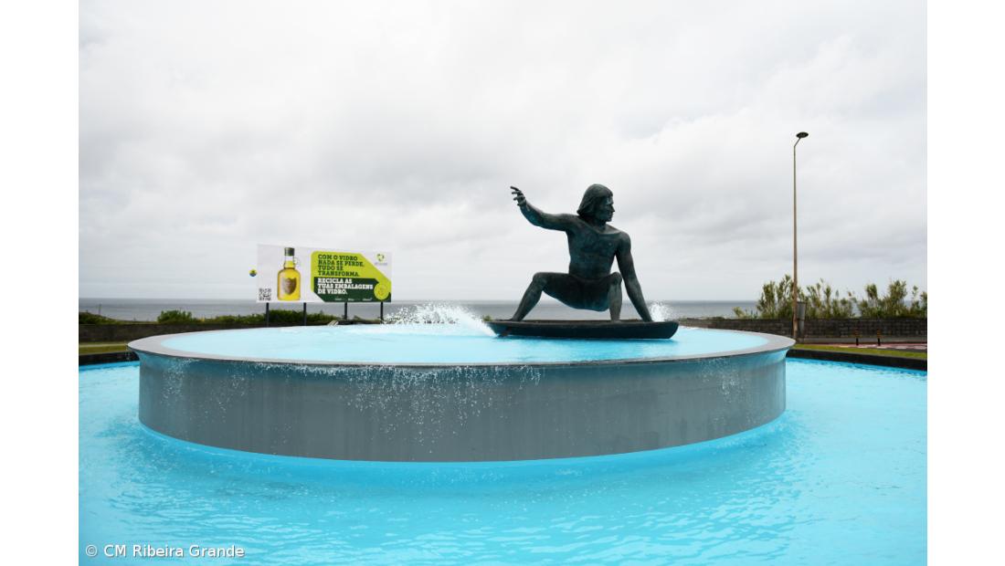 Ribeira Grande com monumento de homenagem ao surfista  – Imagem 3