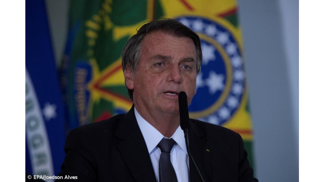 Bolsonaro tenta prolongar estadia nos EUA com visto de turista 