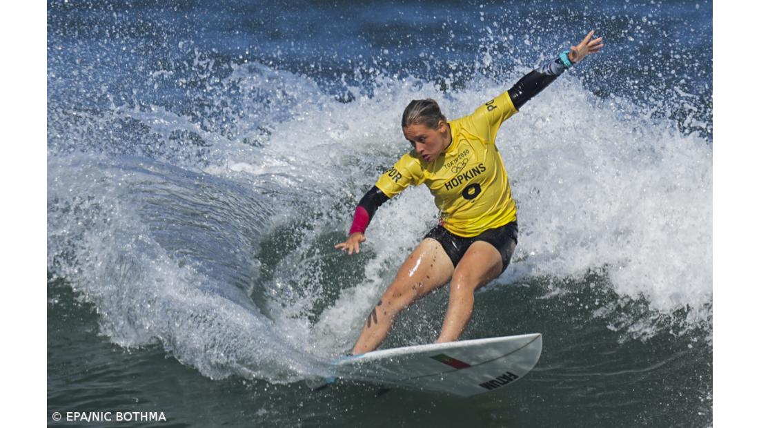 Portuguesa Yolanda Hopkins afasta pentacampeã mundial Carissa Moore em Peniche