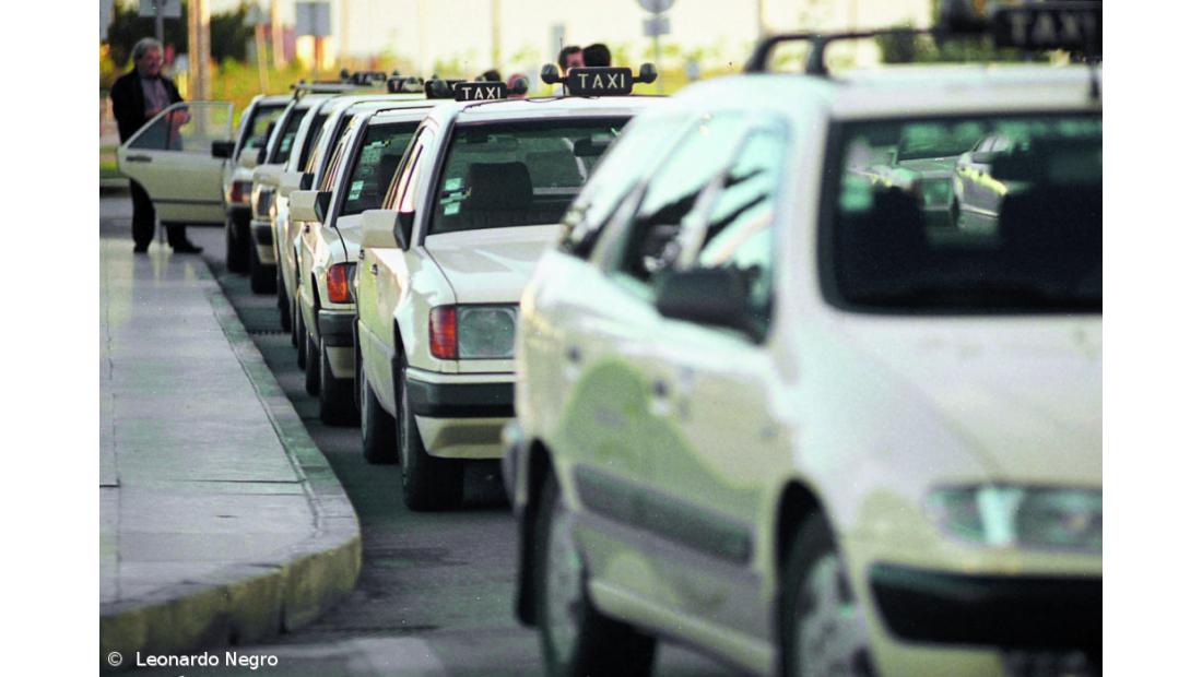 Associações do táxi consideram novo regime importante mas aguardam por regulamentação