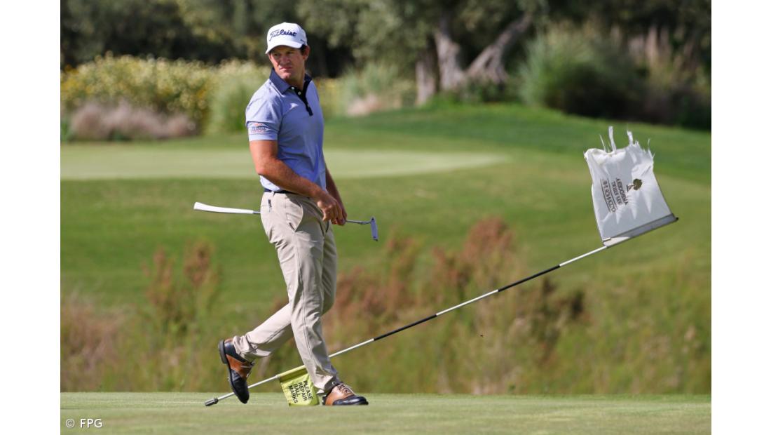 Ricardo Melo Gouveia líder provisório do Challenge Costa Brava em golfe 