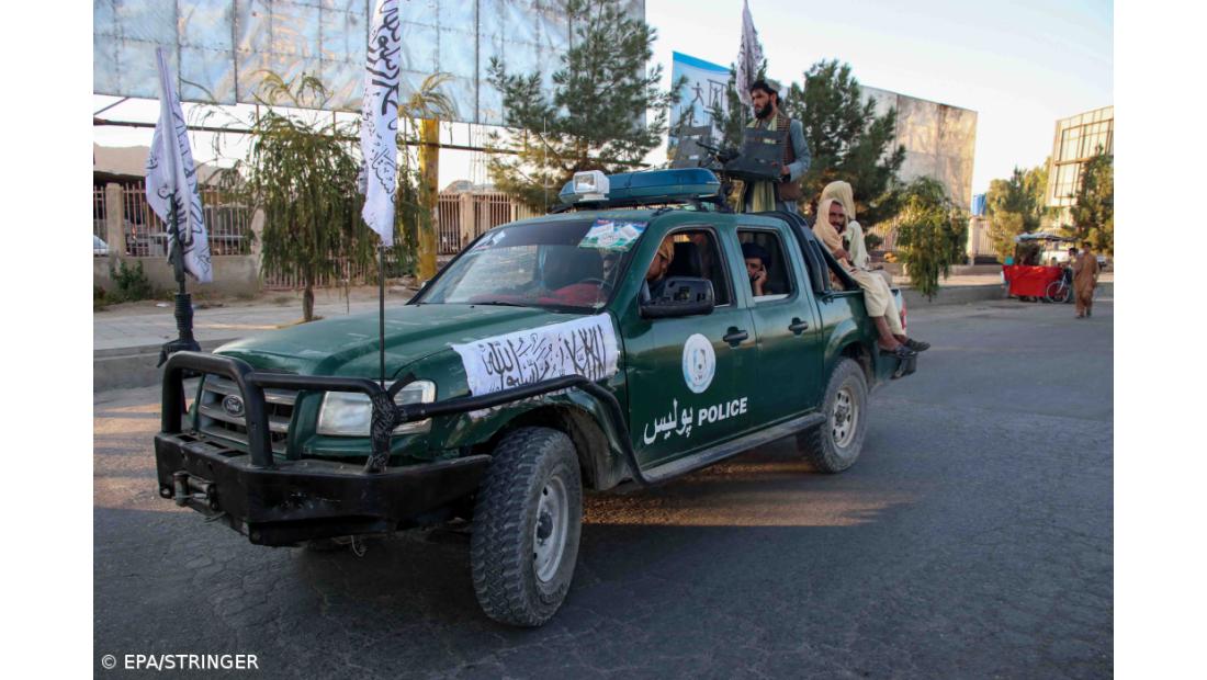 Manifestação de mulheres afegãs reprimida pelas autoridades de Cabul
