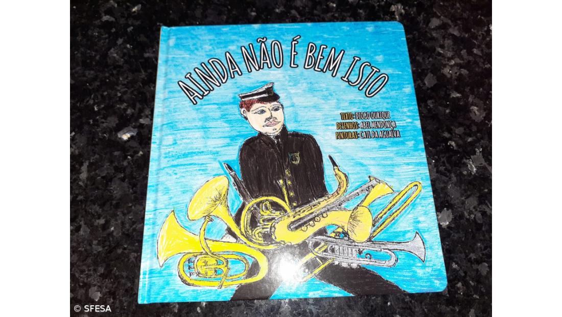 “Ainda não é bem isto”, o livro que conta a história de uma criança açoriana na banda filarmónica – Imagem 4