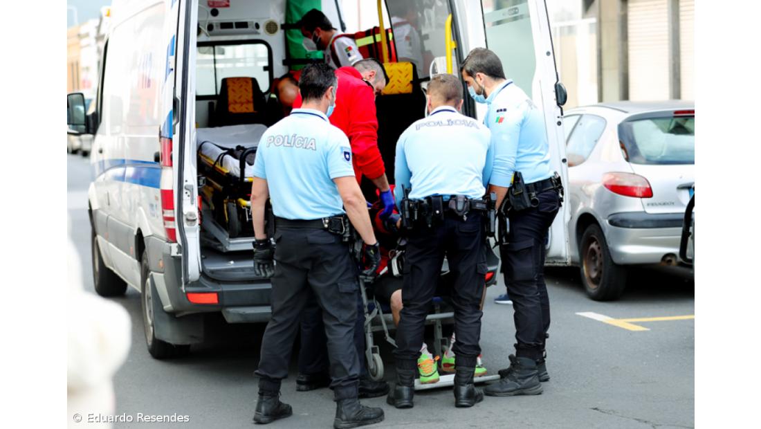 Momentos de pânico na rua de Lisboa, em Ponta Delgada, após disparos de espingarda (com fotos) – Imagem 8
