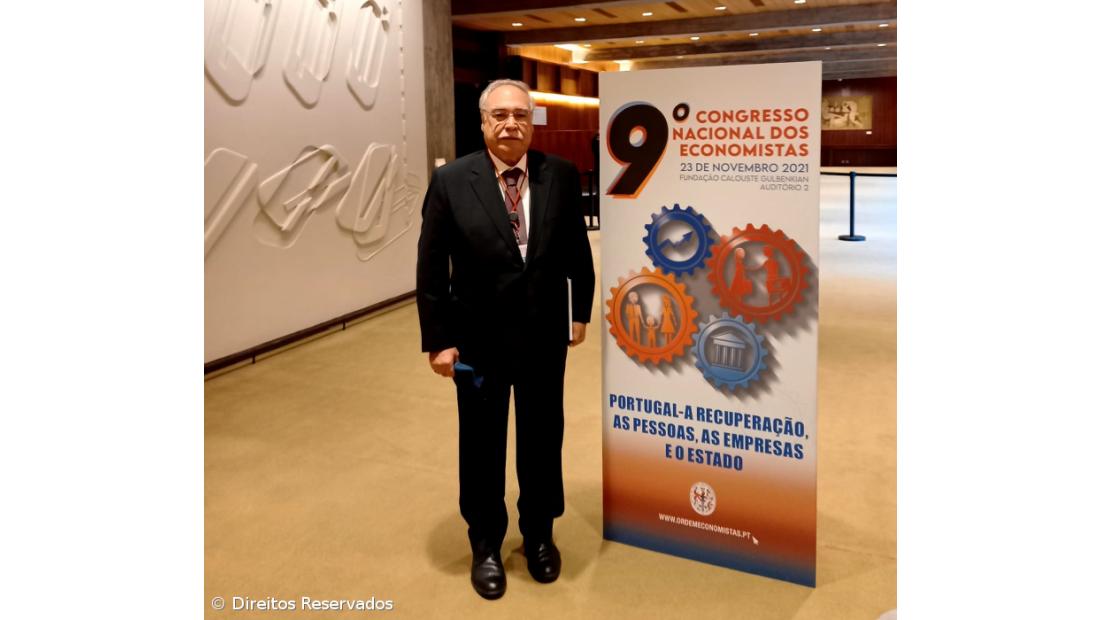 Gualter Furtado recebe Prémio Carreira da Ordem dos Economistas