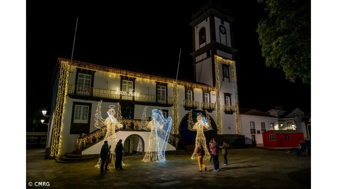 Câmara da Ribeira Grande inaugura iluminação de Natal – Imagem 2
