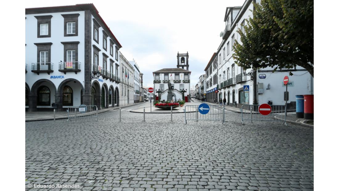 Abaixo-assinado pede “reabertura imediata” de ruas encerradas em Ponta Delgada – Imagem 2