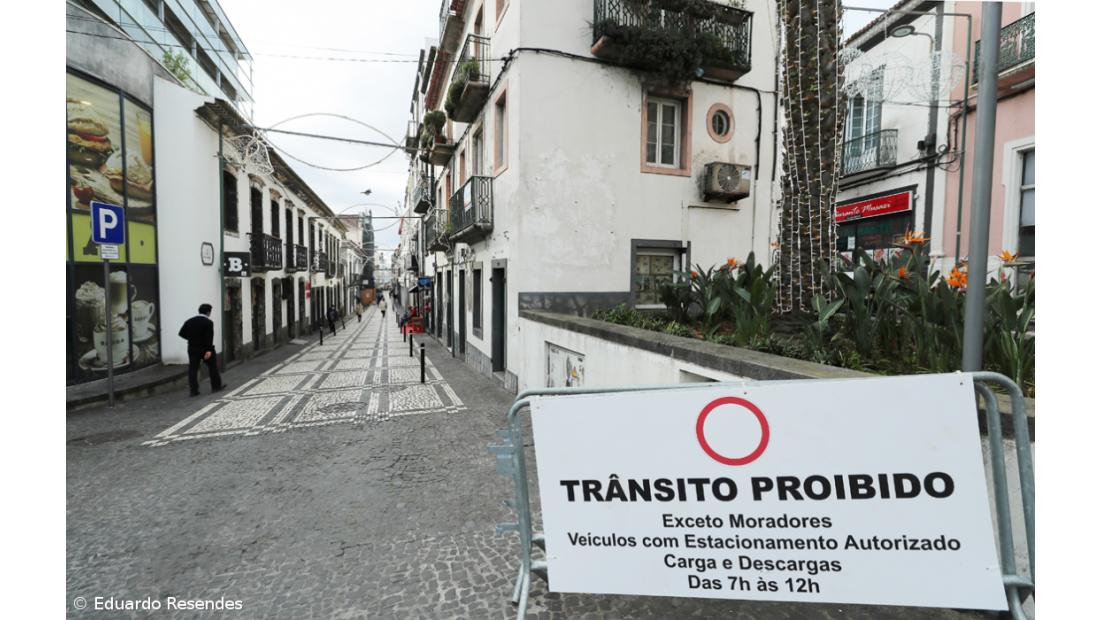 Abaixo-assinado pede “reabertura imediata” de ruas encerradas em Ponta Delgada – Imagem 4