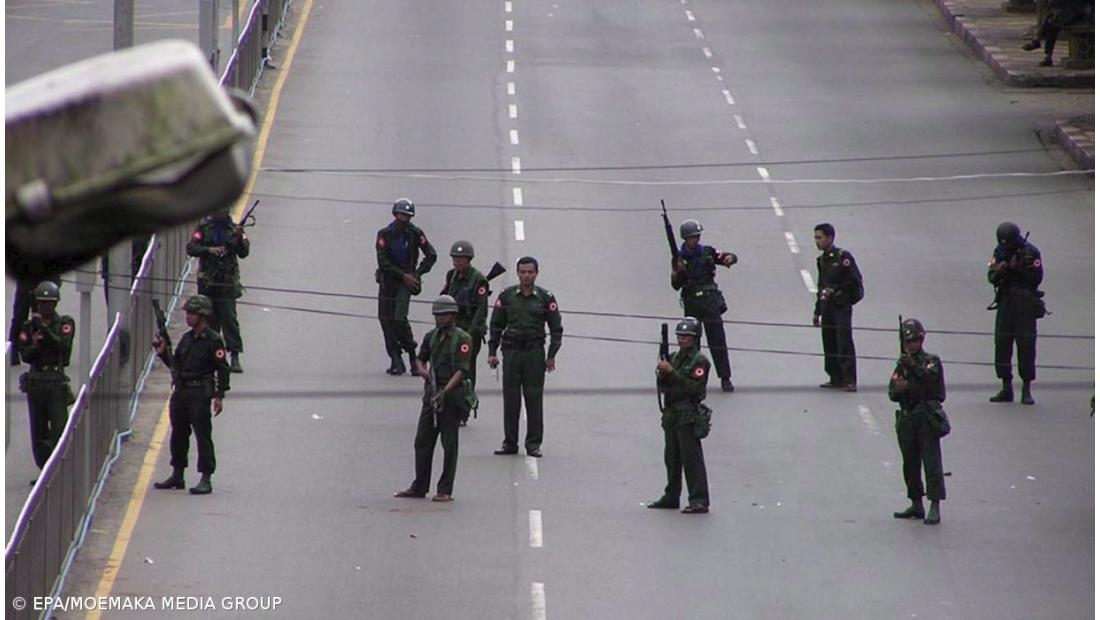 Liga Árabe aprovou sanções para pôr termo à repressão na Síria