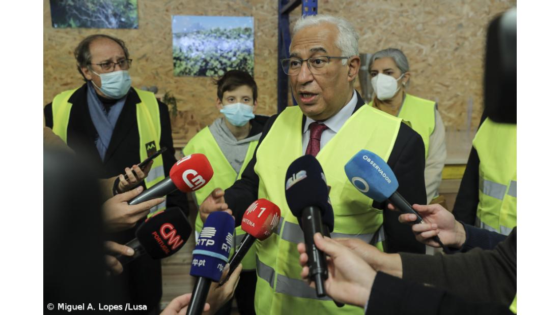 Costa diz que não viu entrevista de Sócrates e não responde a críticas