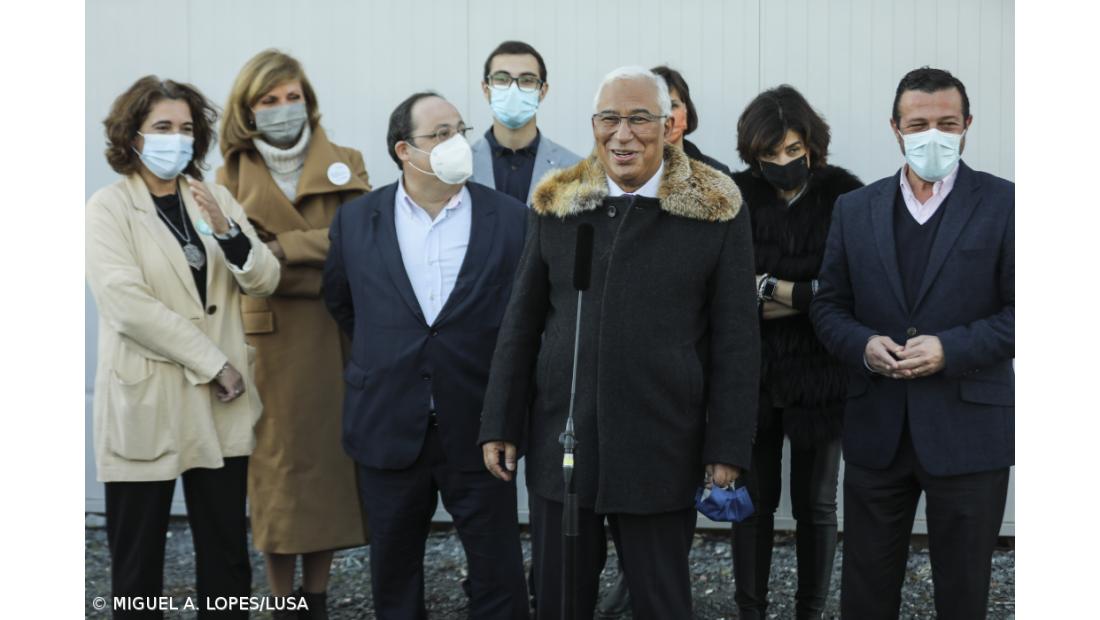 Costa acusa Rio de “fugir como o diabo da cruz” de dizer qual é o seu programa