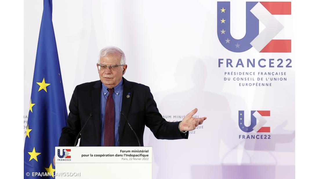 UE aprova por unanimidade pacote de sanções para “atingir e muito” a Rússia