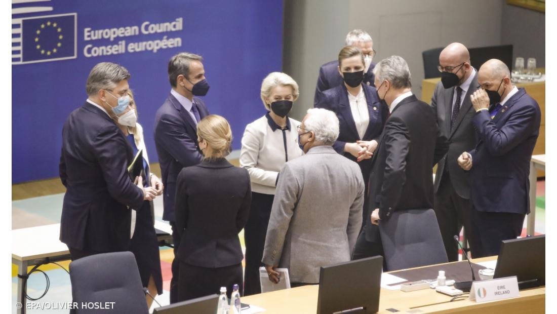 Sanções da UE visam Conselho de Segurança da Rússia e corte a depósitos