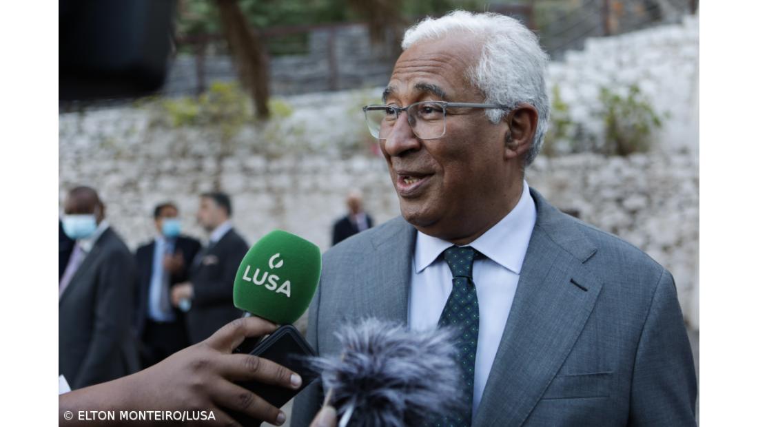 Costa assinala que novas prestações sociais começam hoje a ser pagas