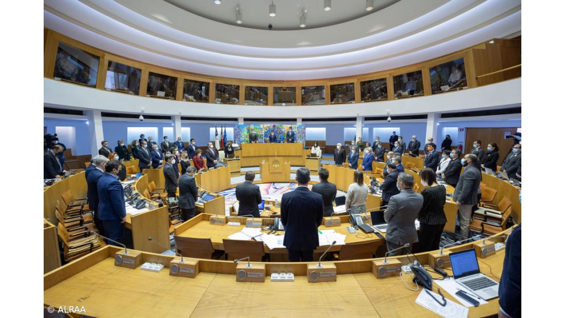 Parlamento açoriano chumba Plano de Emergência Social proposto pelo PS