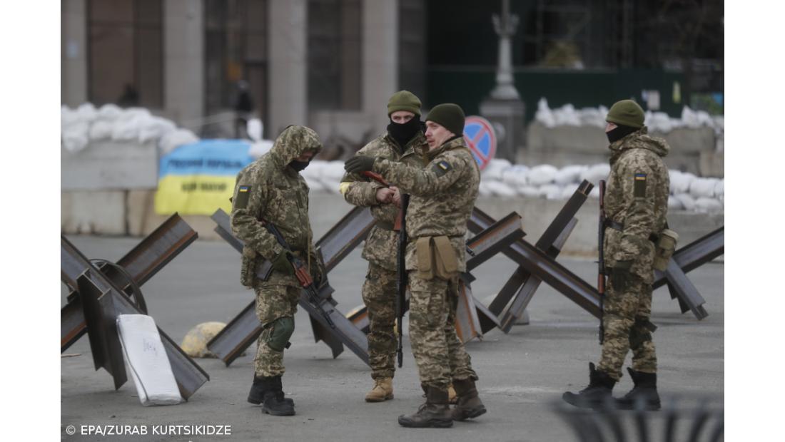 Kiev proíbe saída de emigrantes em idade de combater que visitem o país